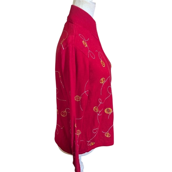 Vtg 90s Red Zip-Up Sweater Embroidered Holiday Ornaments Ramie/Cotton Sz PS - Picture 2 of 9